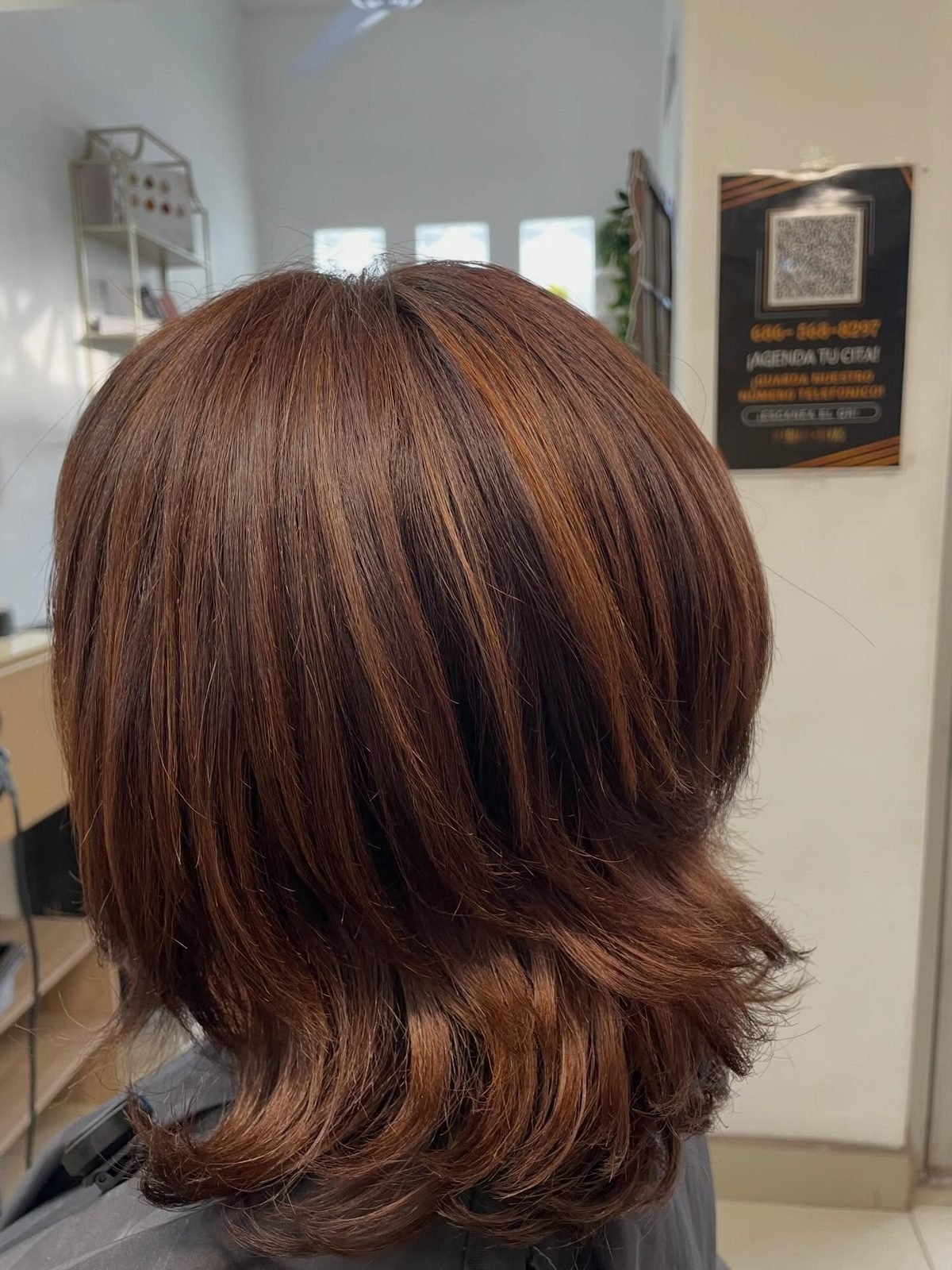 Color cobrizo con capas